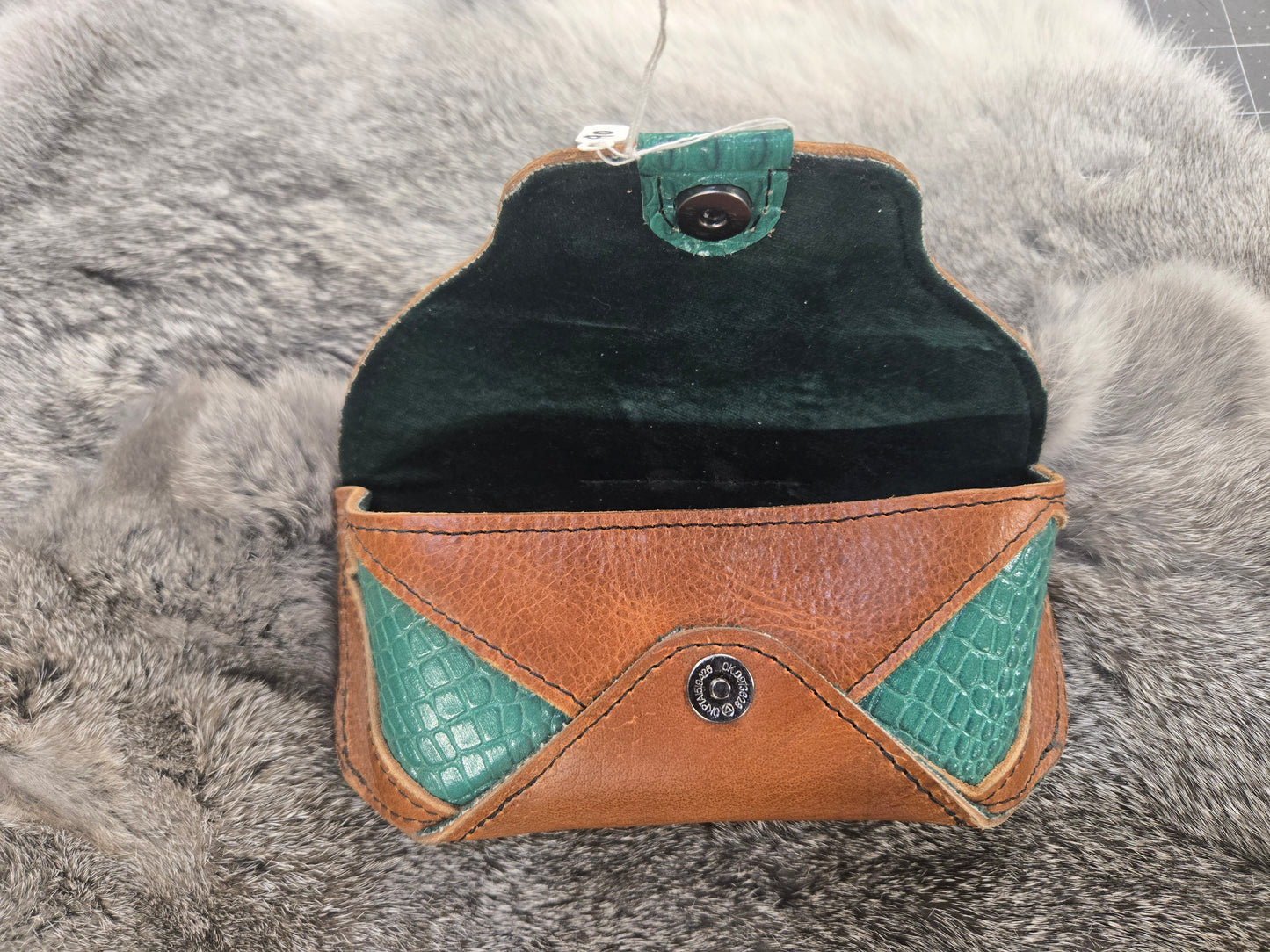 Jormungdr glasses case