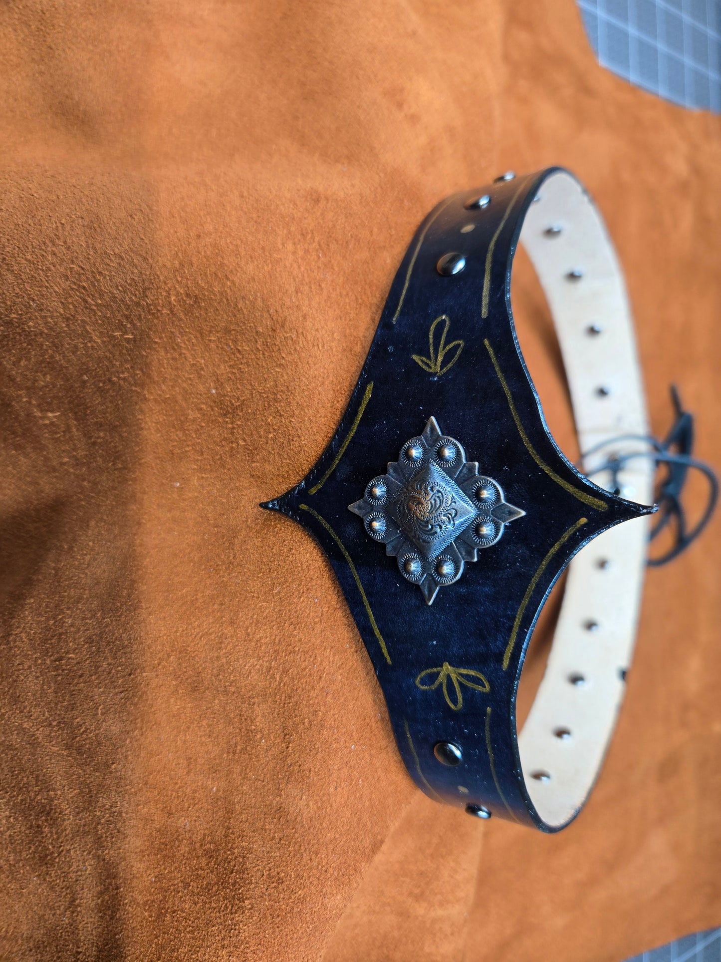 Circlets painted w/ Concho