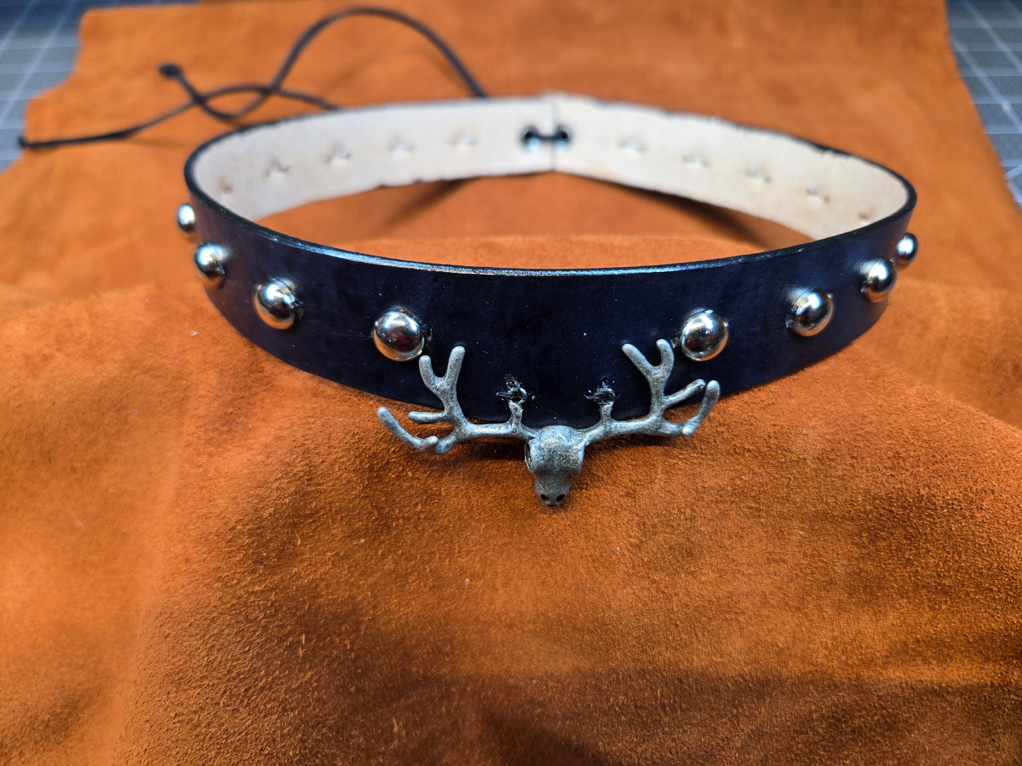 Circlets w/pendent and studs