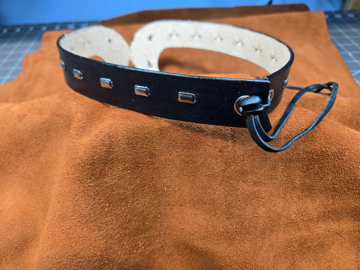 Circlets w/pendent and studs